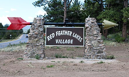 Red_Feather_Lakes_village_sign